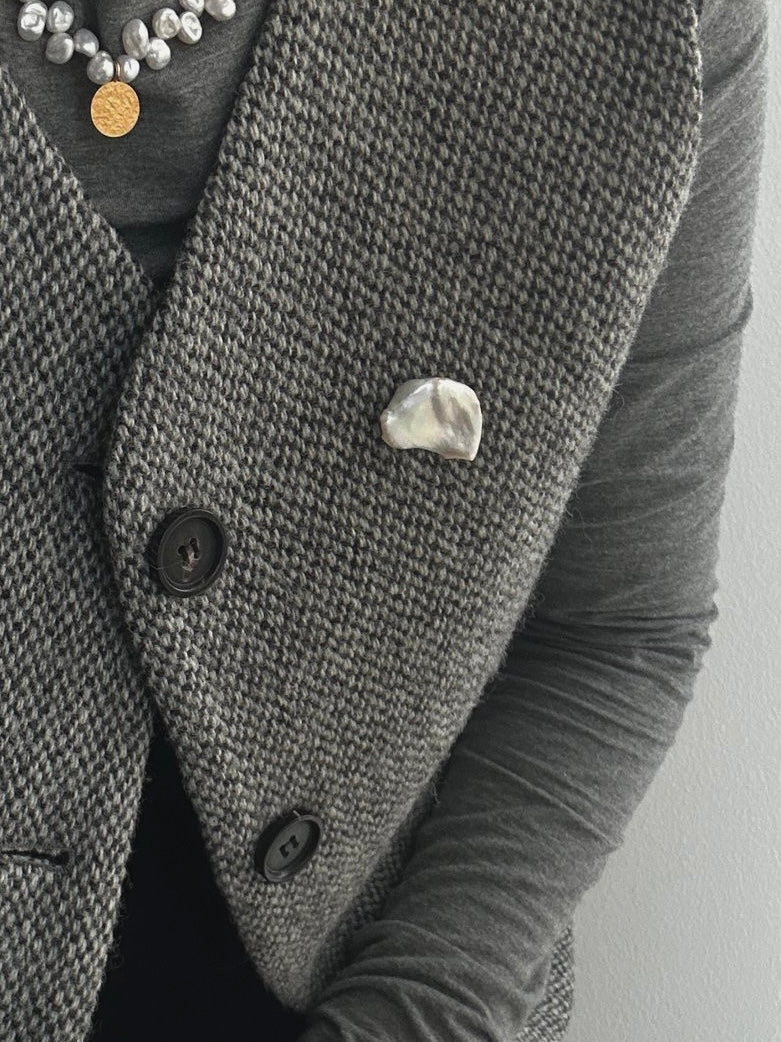Brooches & Hair Clips