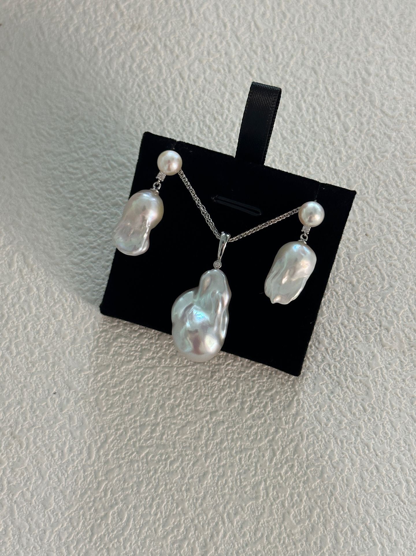Large Baroque Pearl Pendant & Necklace Set