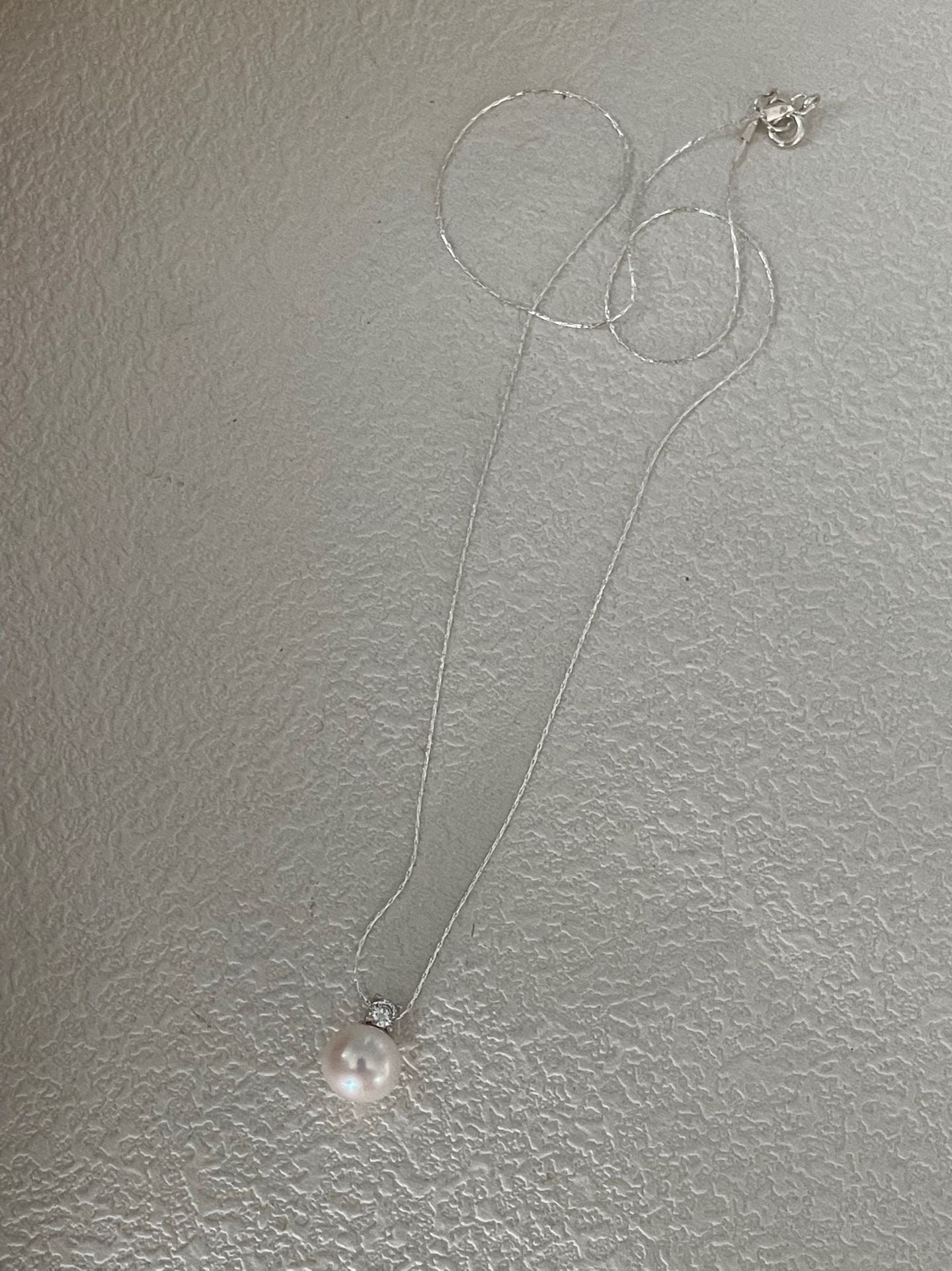 White Princess Pearl Necklace