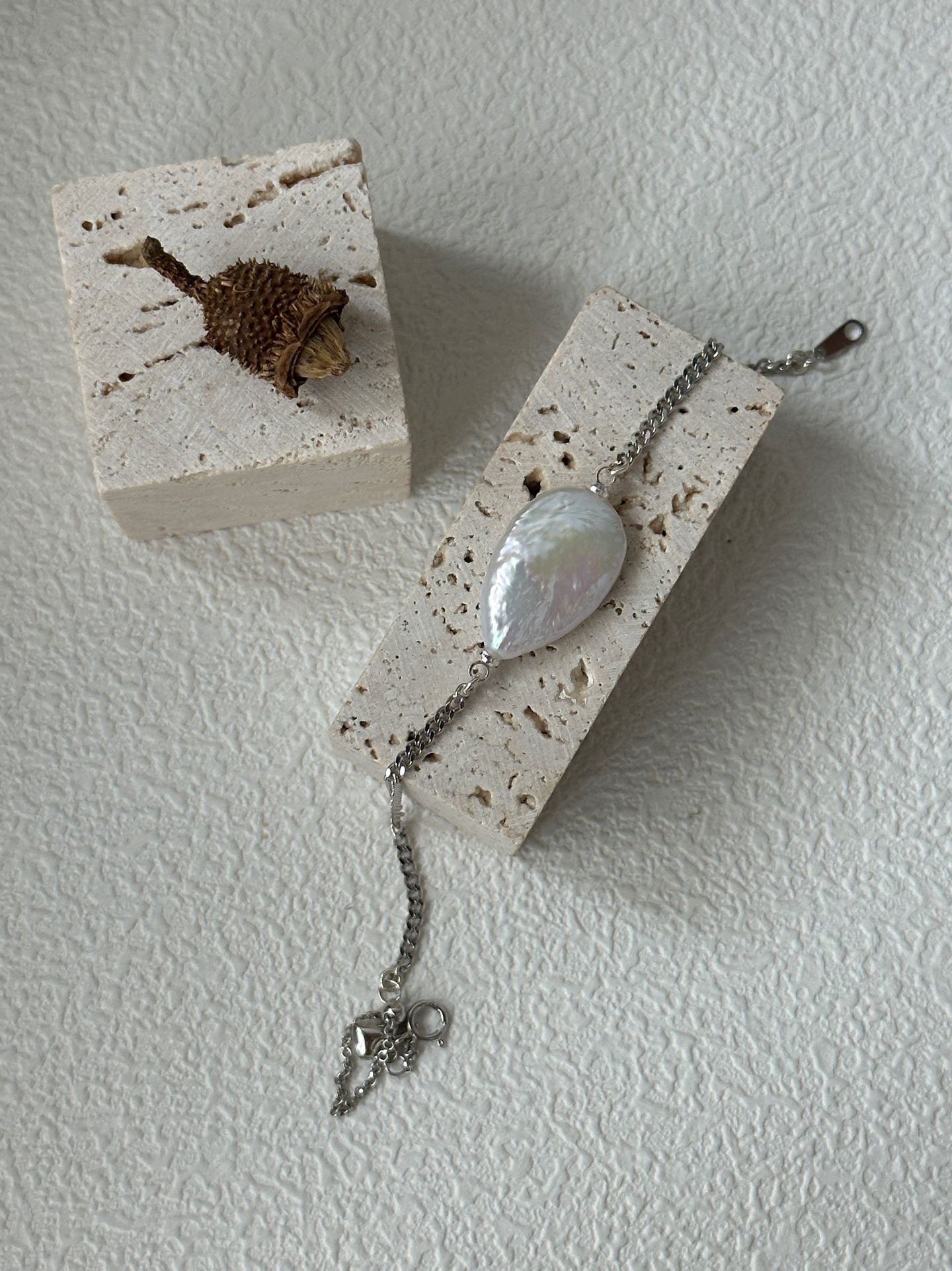 Large Teardrop Pearl Bracelet