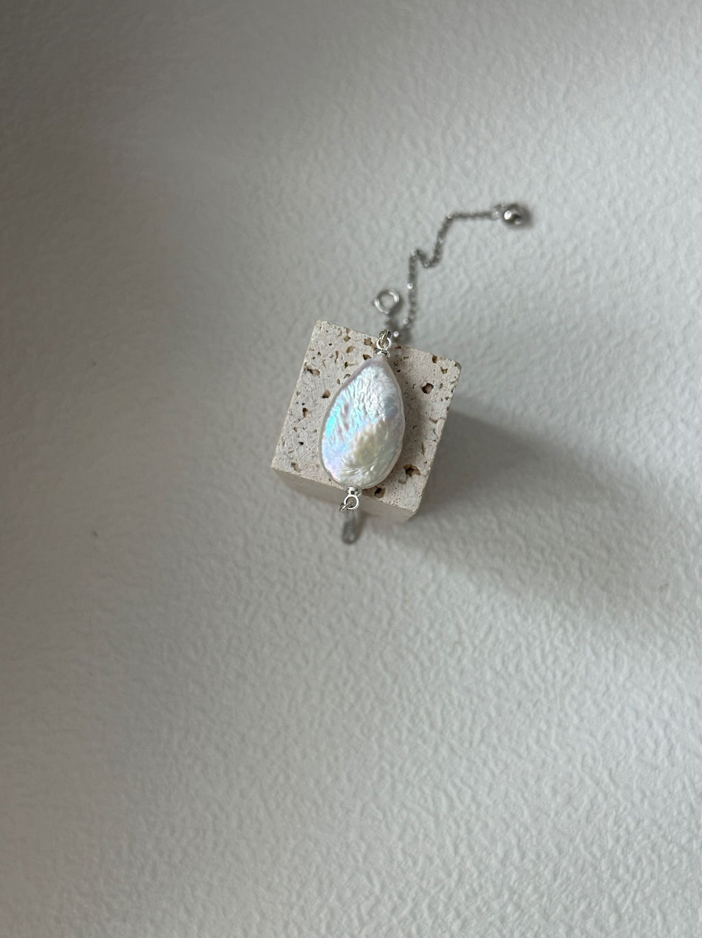 Large Teardrop Pearl Bracelet