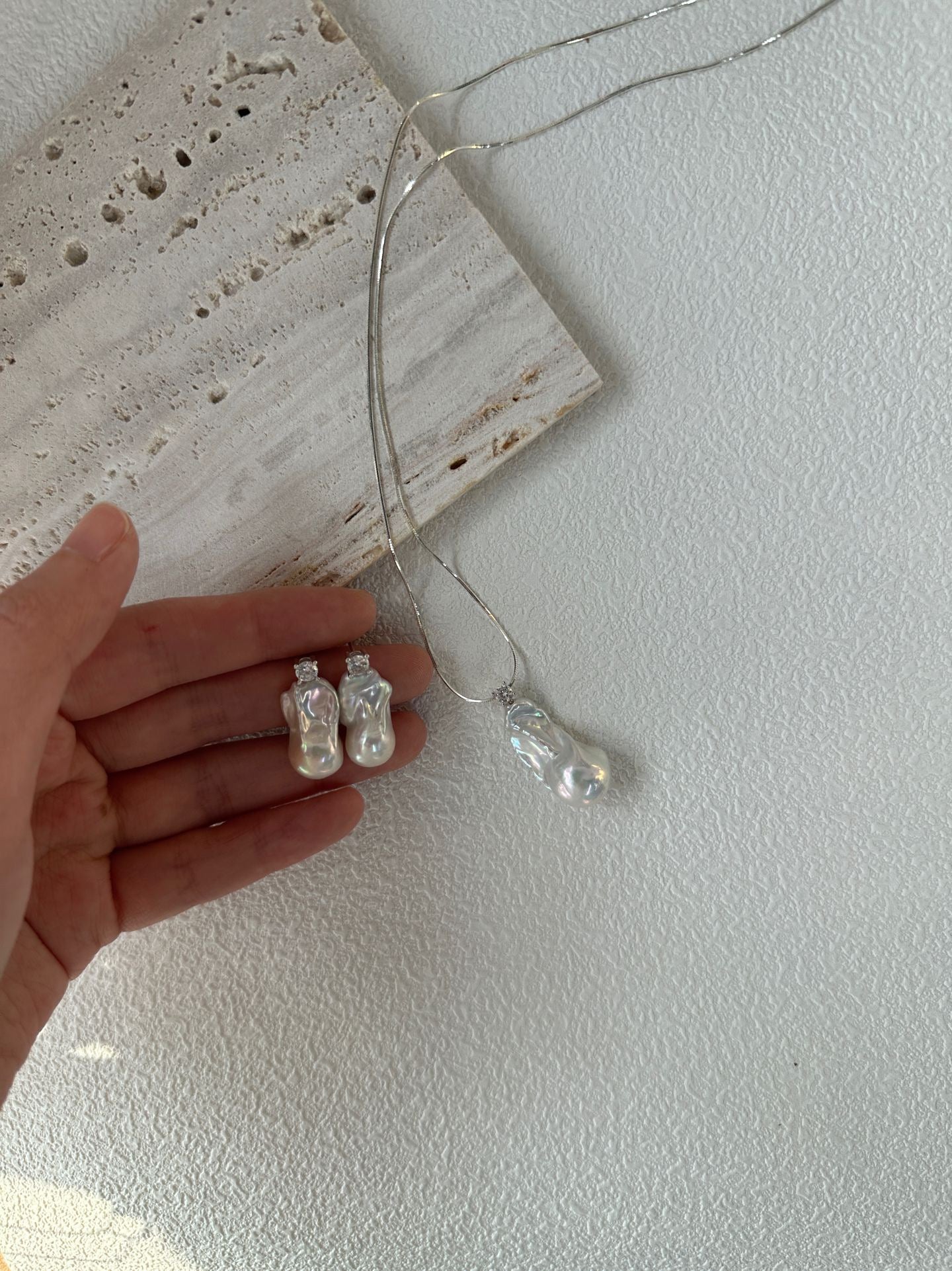 Petite Baroque Pearl Diana Earrings