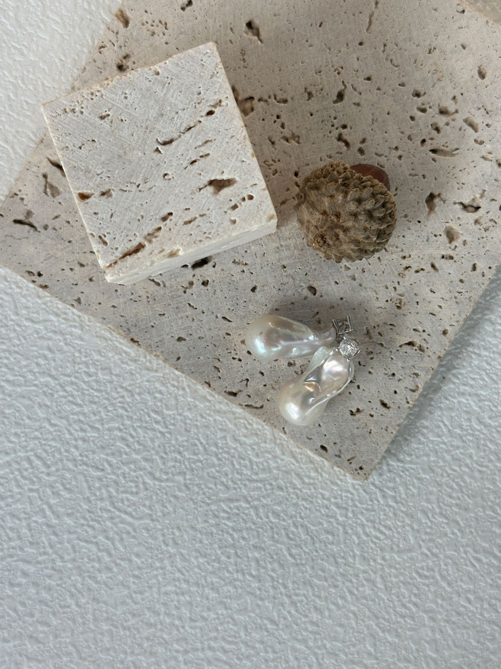 Petite Baroque Pearl Diana Earrings