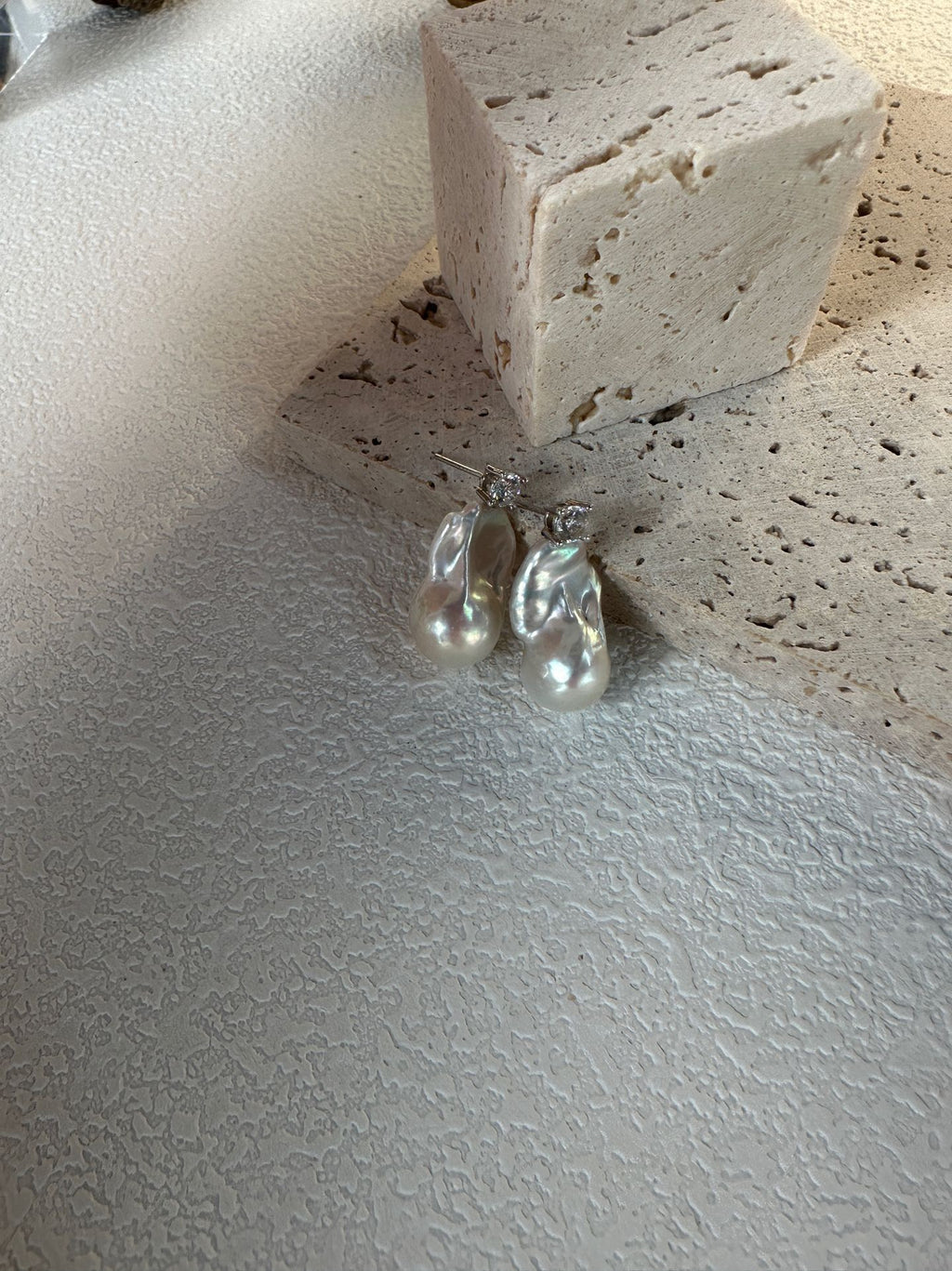 Petite Baroque Pearl Diana Earrings