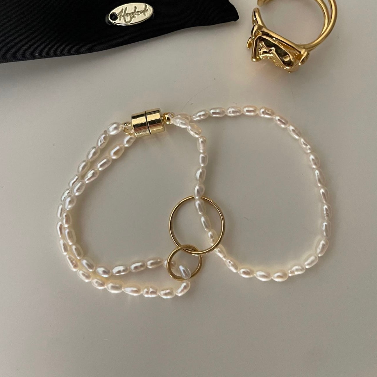 Double Circle Fine Pearl Bracelet