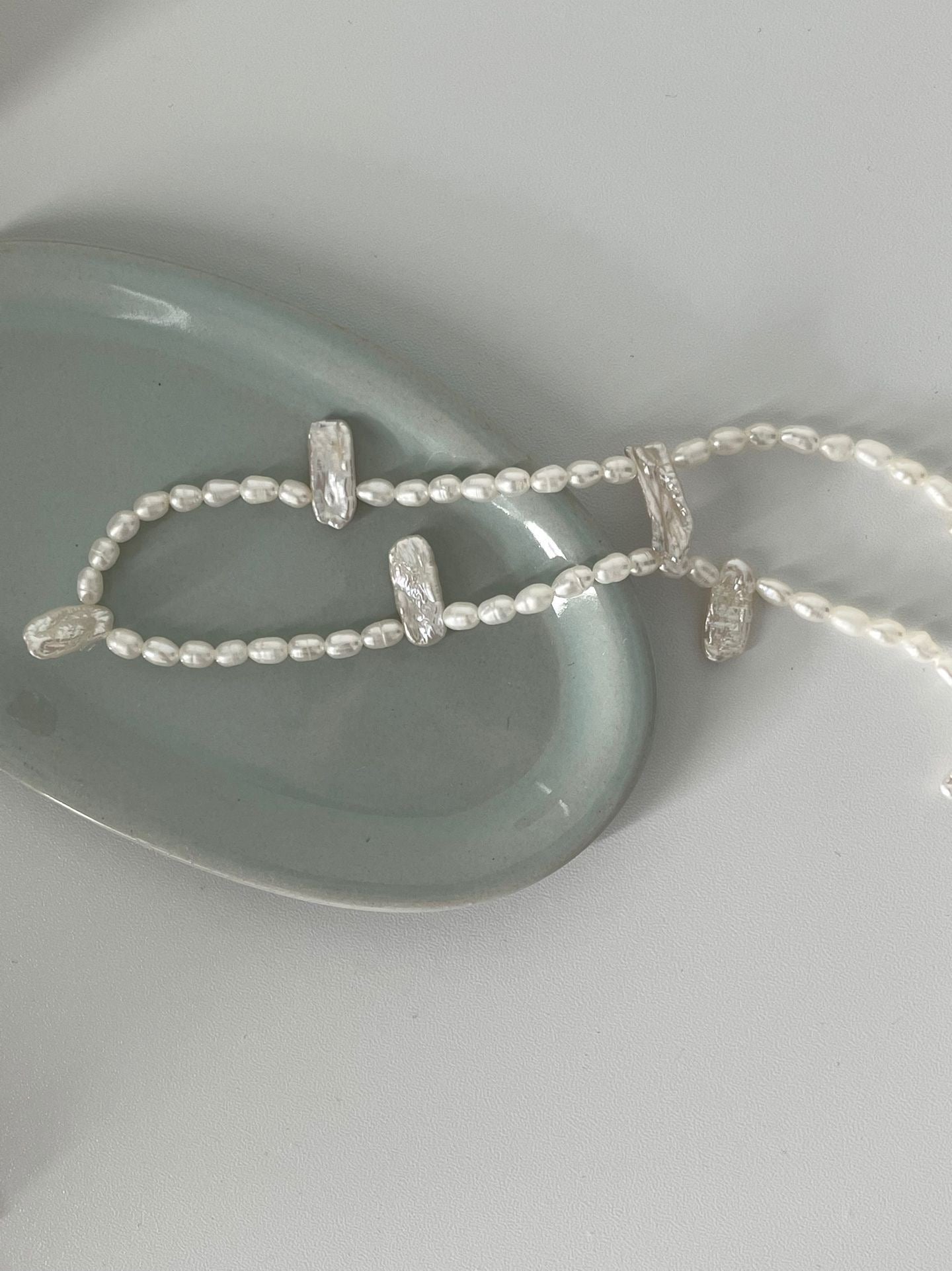 Lace Baroque Pearl Necklace