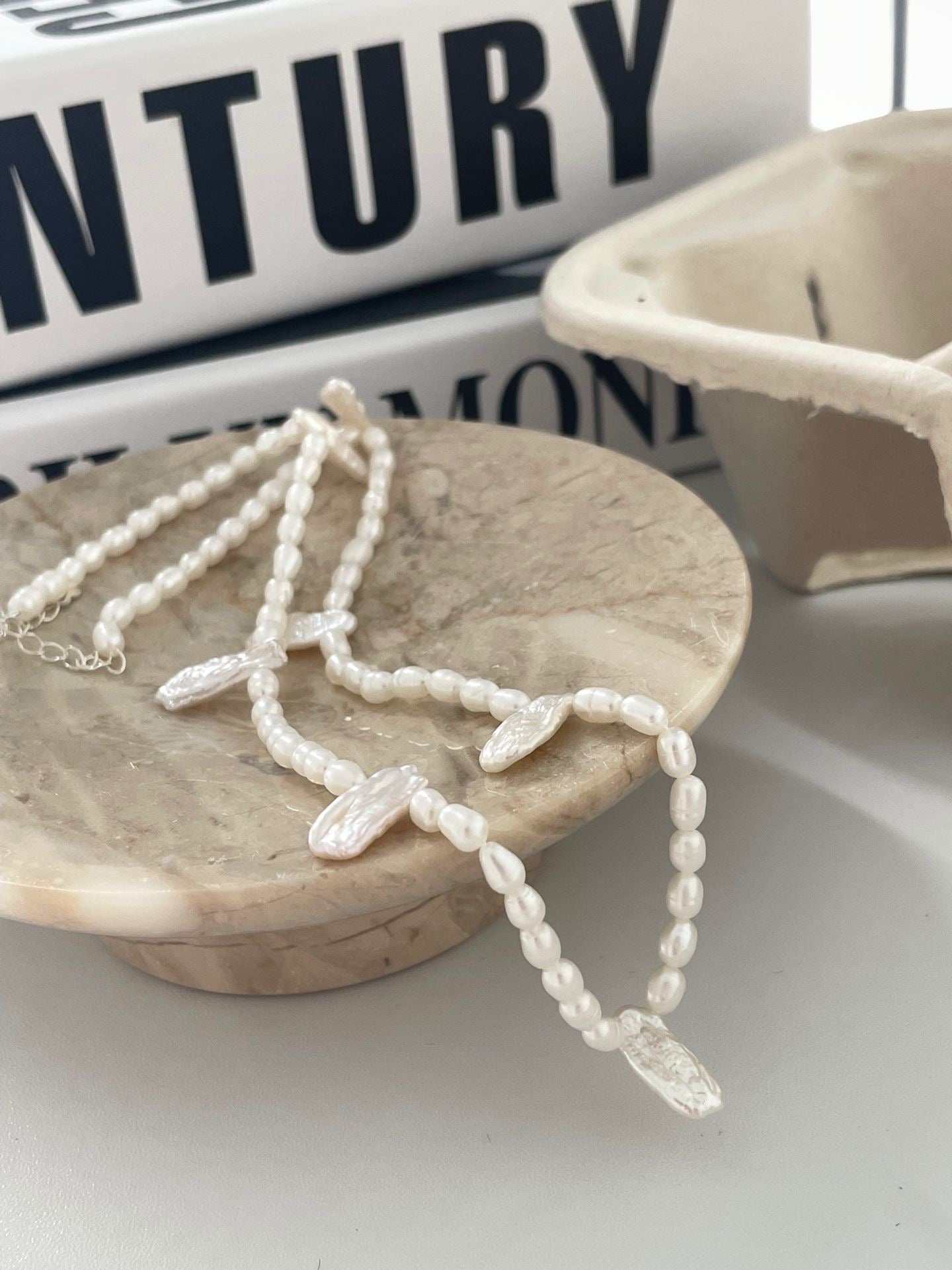Lace Baroque Pearl Necklace