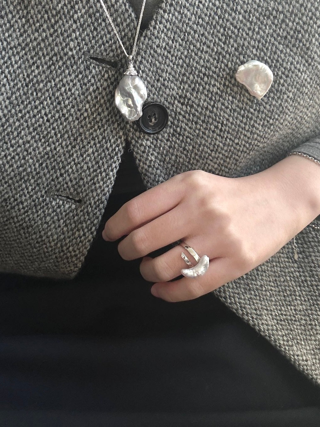 Moonlight Pearl Ring