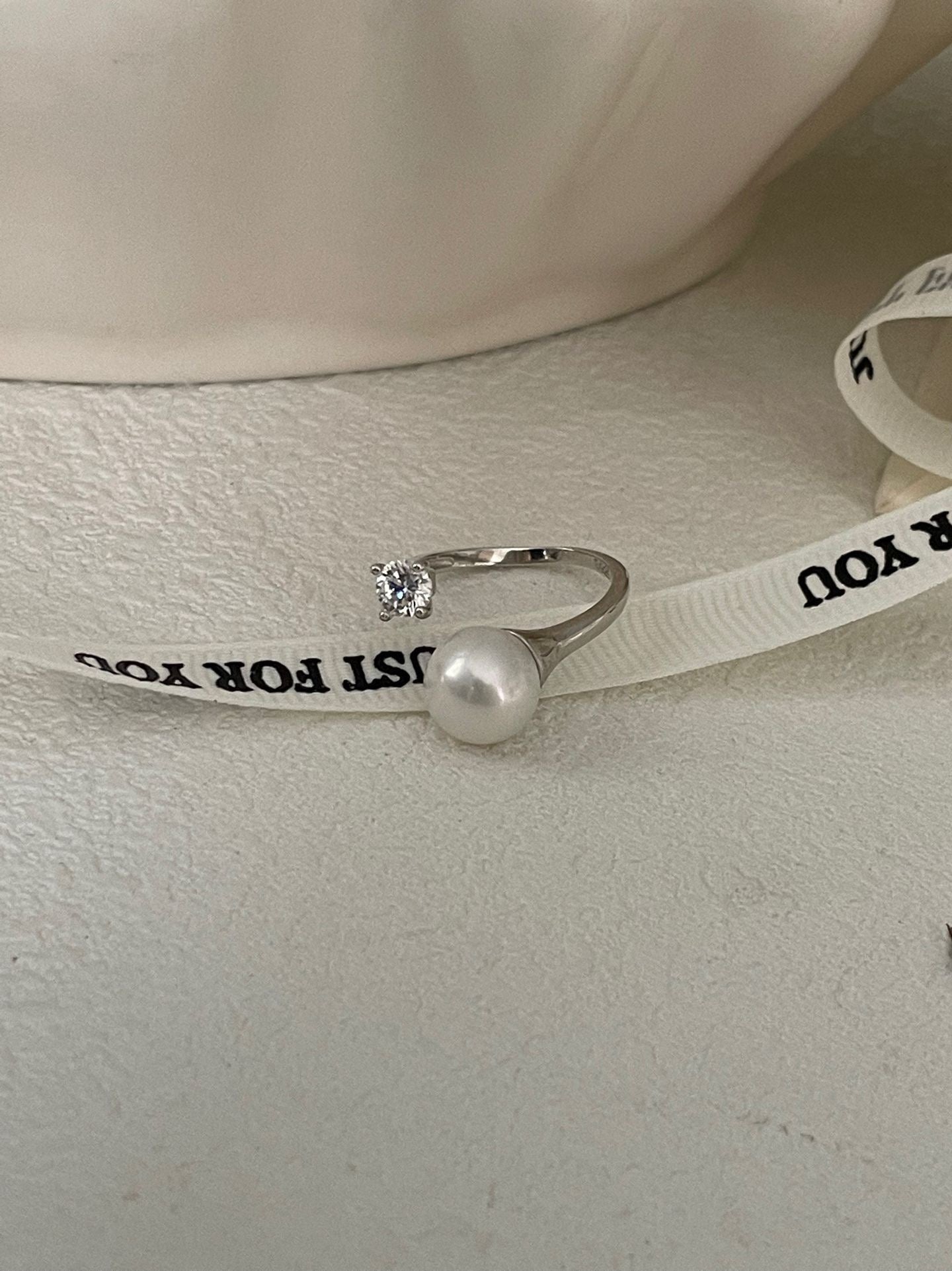 Luna Pearl Open Ring